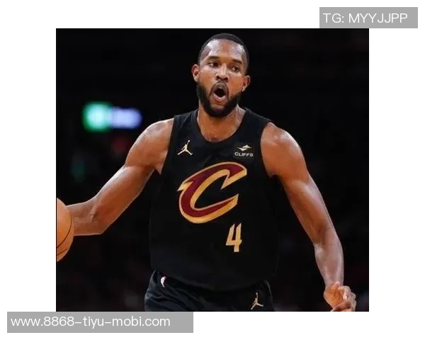 莫布里表现出色12投7中收获17分10篮板5助攻2盖帽助球队稳定胜利